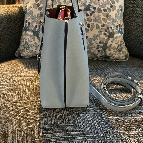 Coach Mollie 25 Leather Tote C4084 NWOT - Picture 3 of 12